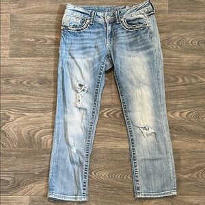 Miss Me Distressed Medium Wash Cropped Capri Jeans Size 27 Style JE5866P Denim
